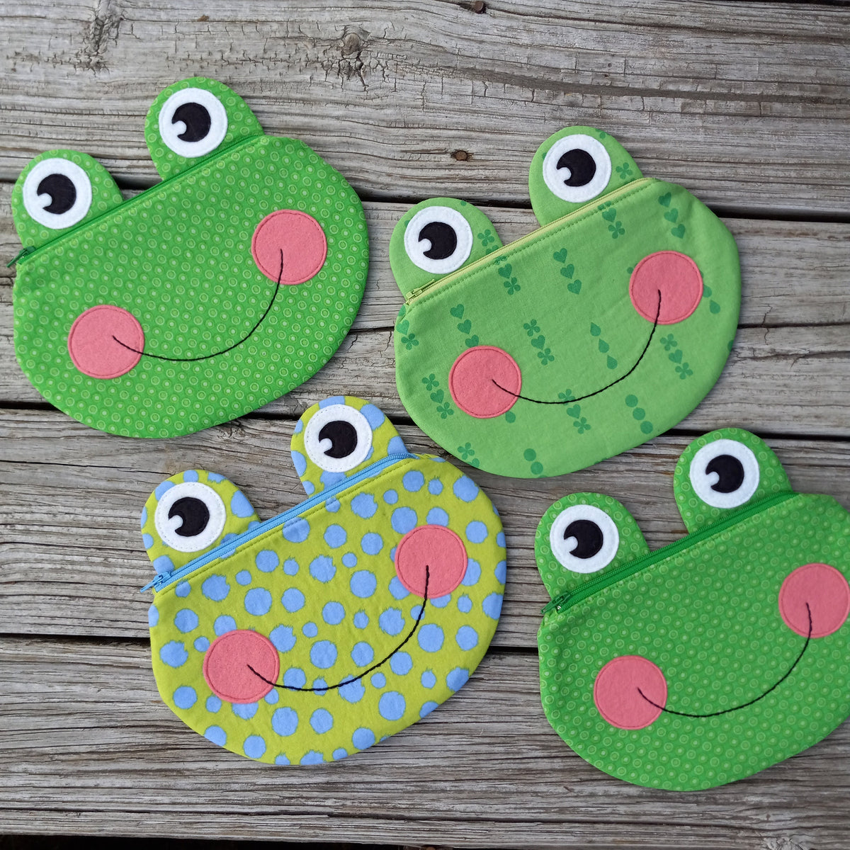 Handmade Frog Zipper Pouch; Froggy Zippy Critter Pouch