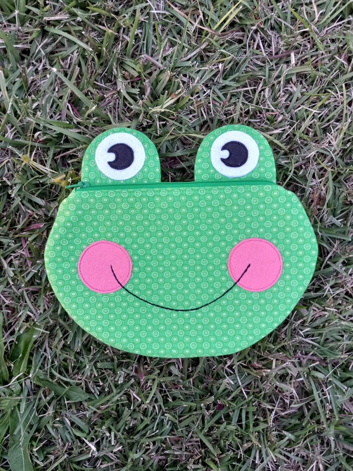 Handmade Frog Zipper Pouch; Froggy Zippy Critter Pouch
