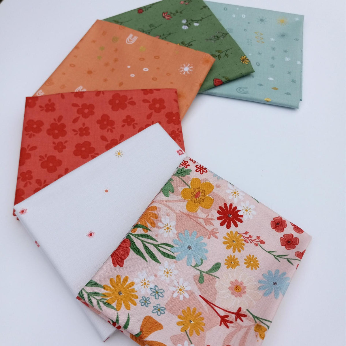 Stay Wild Fat Quarter Bundle by Amanda Neiderhauser of Jedi Craft Girl; 6 Piece Fabric Bundle, Approx. 18" x 21" each