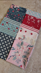 14 Piece Berry Market Fat Quarter Fabric Bundle