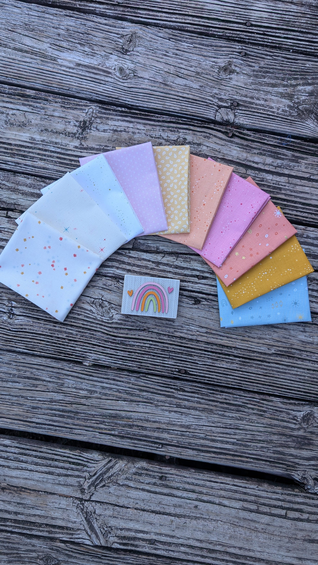 Soft Sunrise Fat Quarter Bundle; 10 Pieces