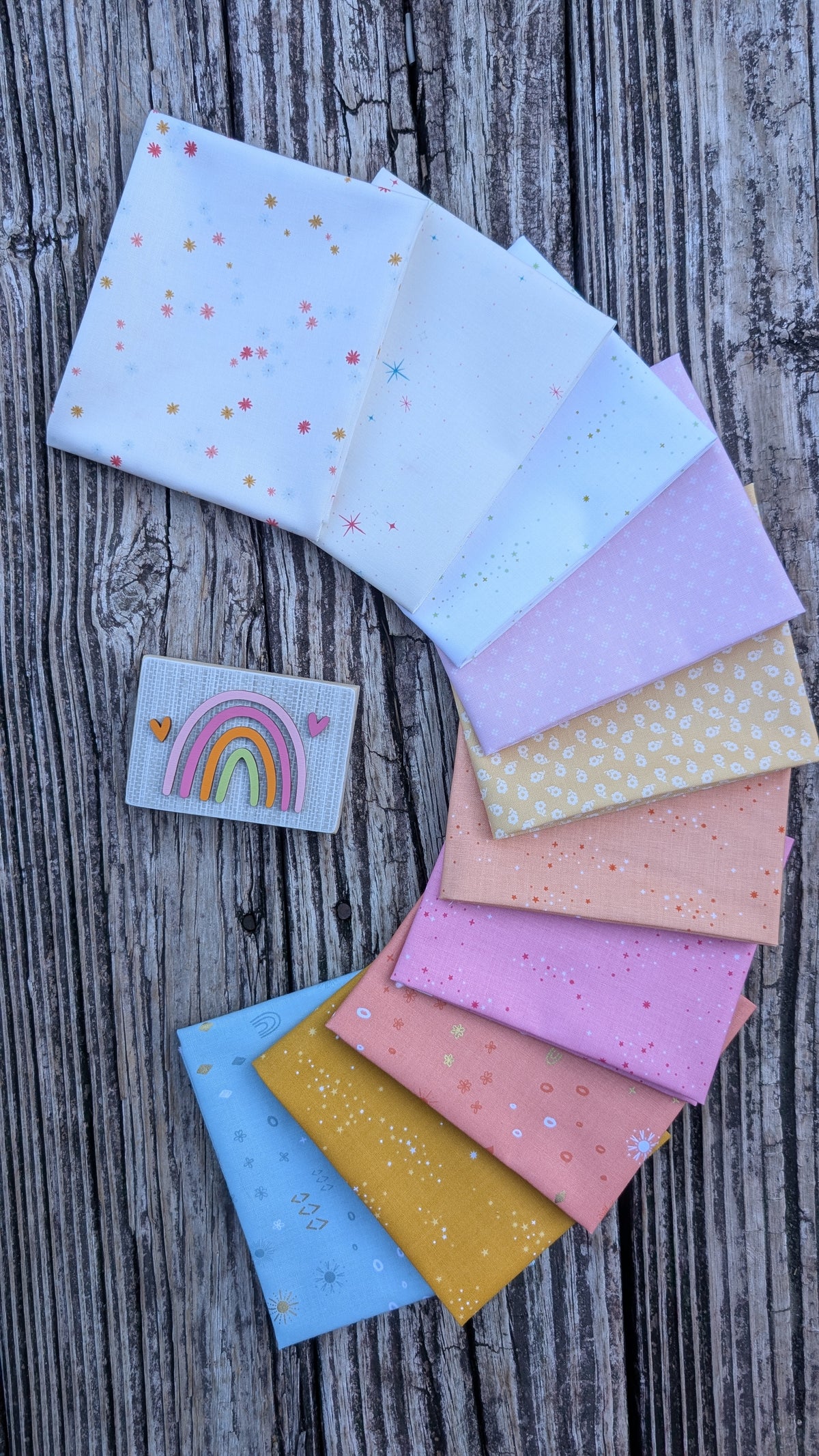 Soft Sunrise Fat Quarter Bundle; 10 Pieces