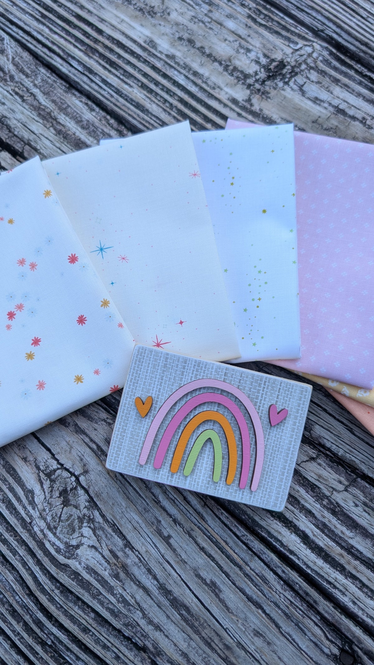 Soft Sunrise Fat Quarter Bundle; 10 Pieces
