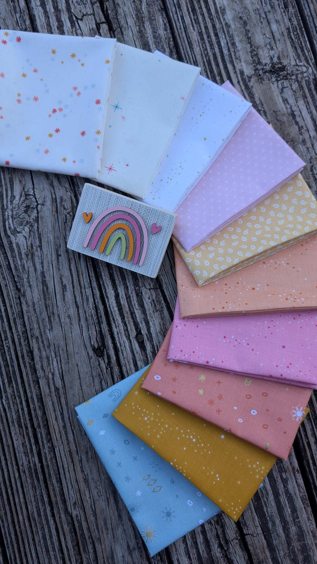 Soft Sunrise Fat Quarter Bundle; 10 Pieces