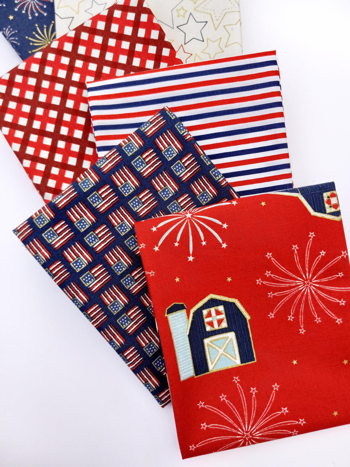 Sweet Freedom Fat Quarter Bundle by Beverly McCullough of Flamingo Toes; 10 Piece Patriotic Bundle