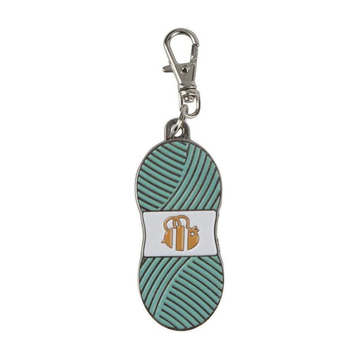 Chunky Thread Enamel Happy Charm by Lori Holt of Bee in my Bonnet; Color: Sea Glass; Approx. 2 cm x 5 cm zipper pull